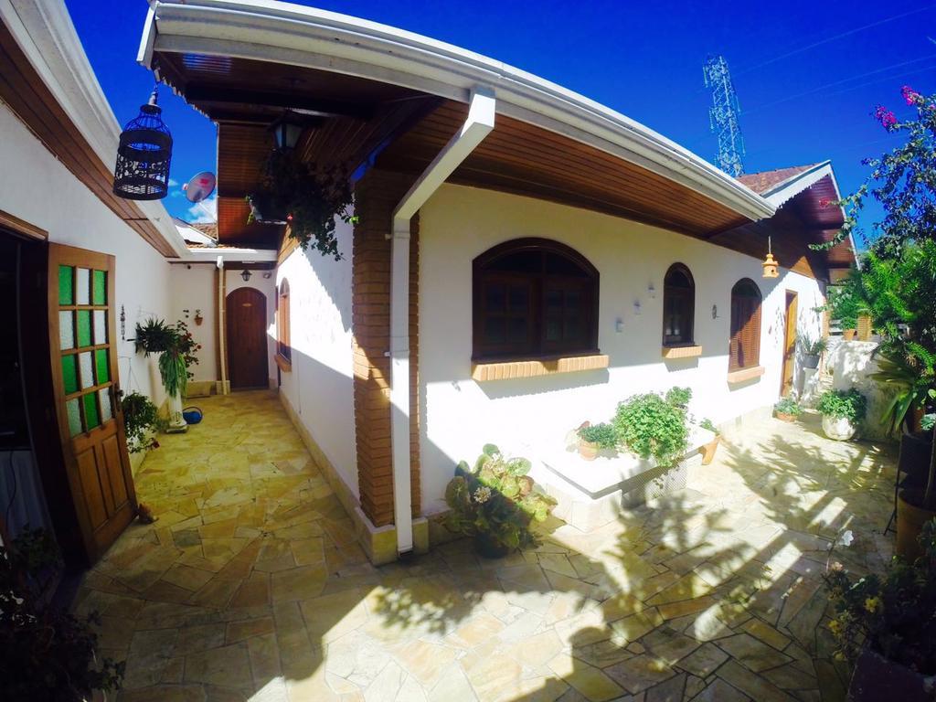 Pousada Das Rosas Campos do Jordao Ngoại thất bức ảnh