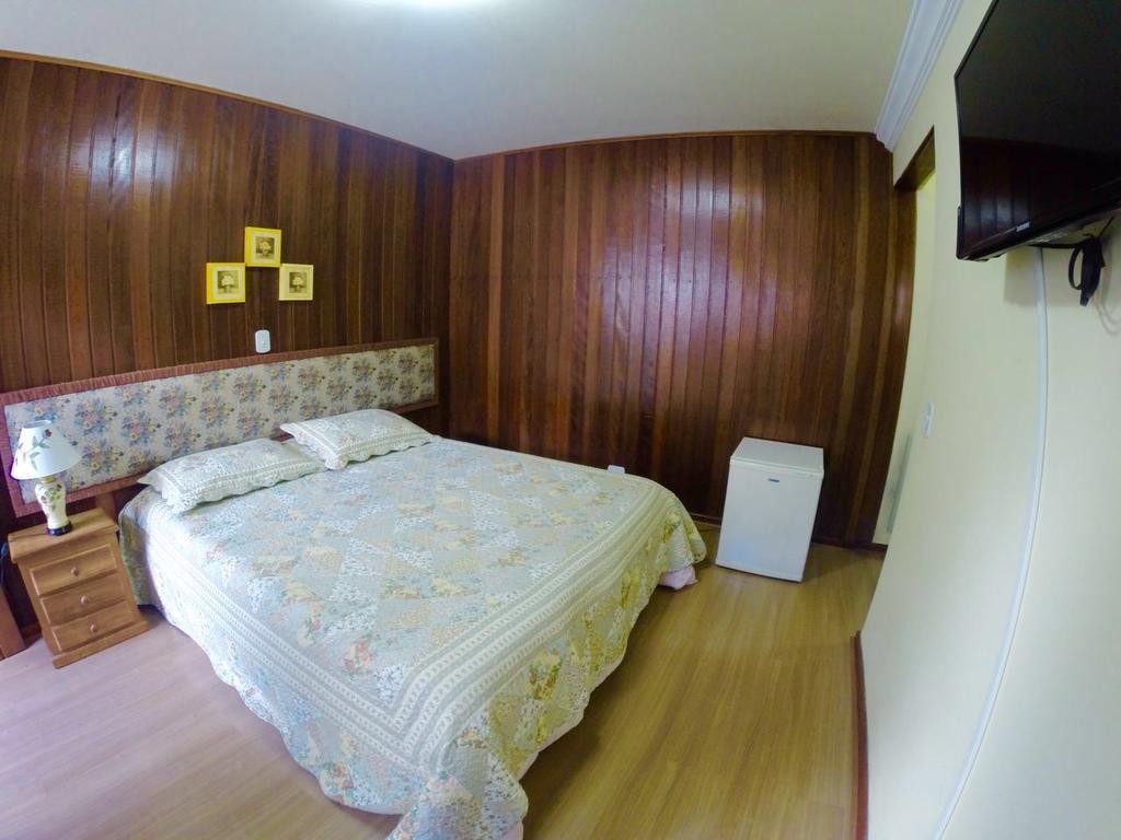 Pousada Das Rosas Campos do Jordao Ngoại thất bức ảnh