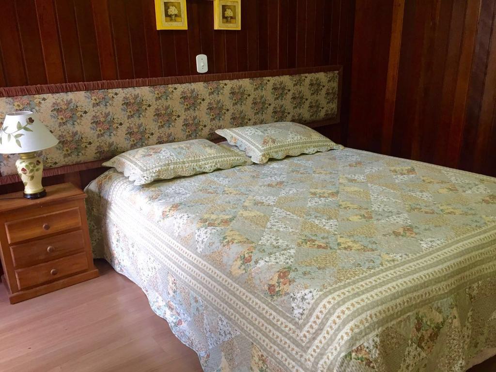 Pousada Das Rosas Campos do Jordao Ngoại thất bức ảnh