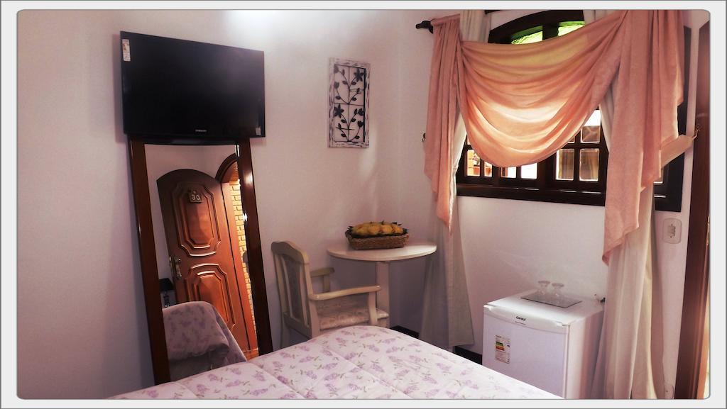 Pousada Das Rosas Campos do Jordao Phòng bức ảnh