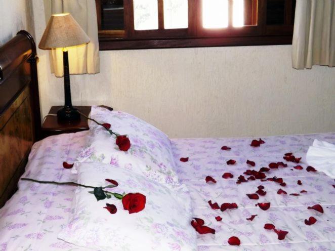 Pousada Das Rosas Campos do Jordao Ngoại thất bức ảnh