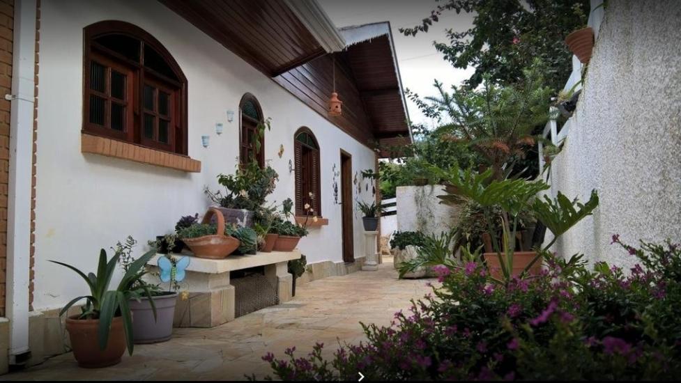 Pousada Das Rosas Campos do Jordao Ngoại thất bức ảnh